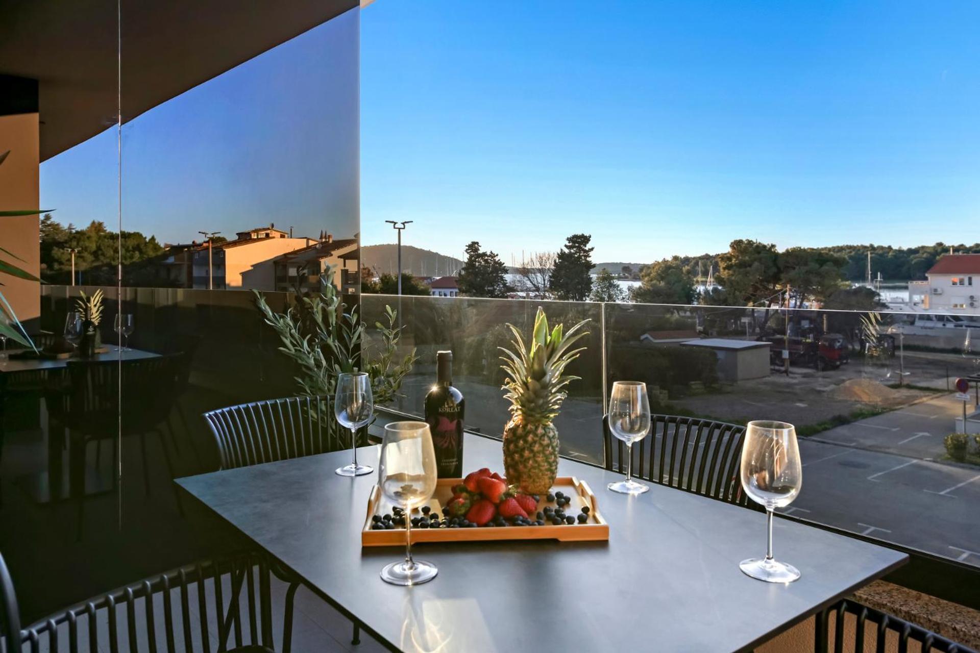 Fly Apartments Medulin - 50M From The Beach - New 2024 Exterior photo